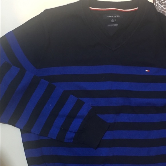 Tommy Hilfiger Other - Tommy Hilfiger Men’s sweater